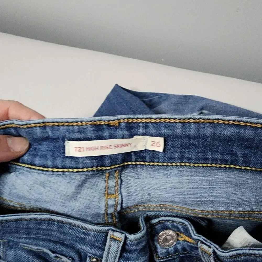 Levis Womens 721 High Rise Skinny Jeans 26 Blue Distressed Destroyed Stretch